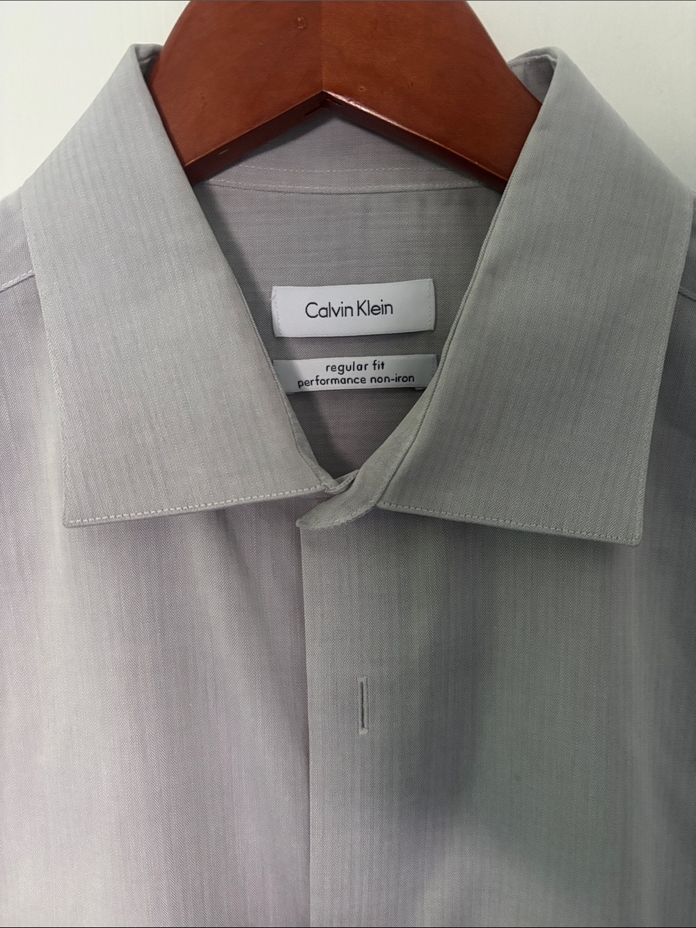 Lot of 7 Men's Long-Sleeve Dress Shirt - Classic Collared Shirt; size L - Picture 11 of 13